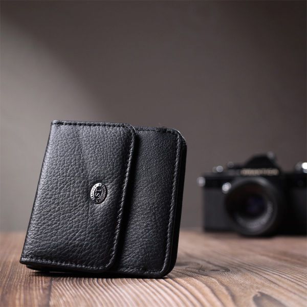 Женский кожаный кошелек для карт купюр и монет ST Leather 22690 Черный