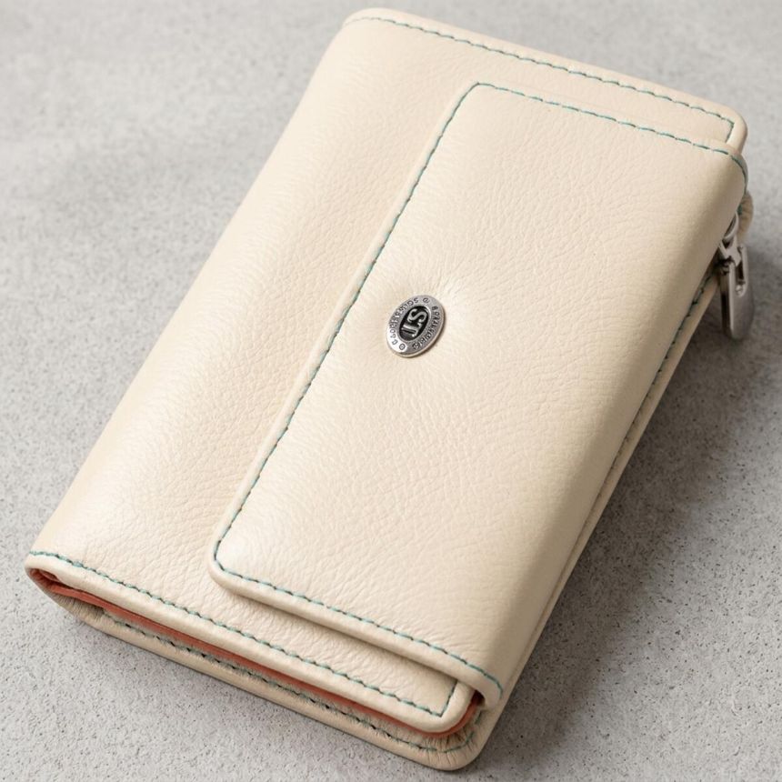 Вместительный кошелек для женщин из натуральной кожи ST Leather 22500 Белый