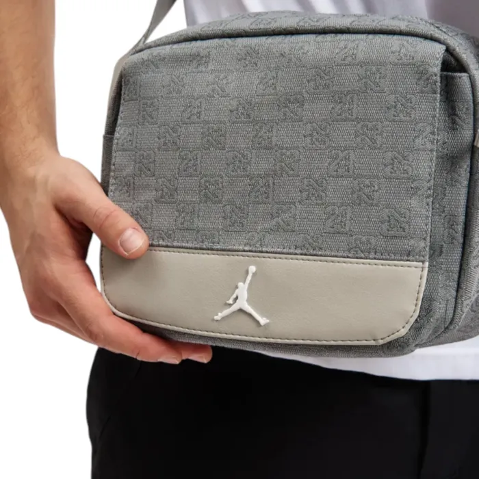 Месенджер Jordan Monogram сумка через плече