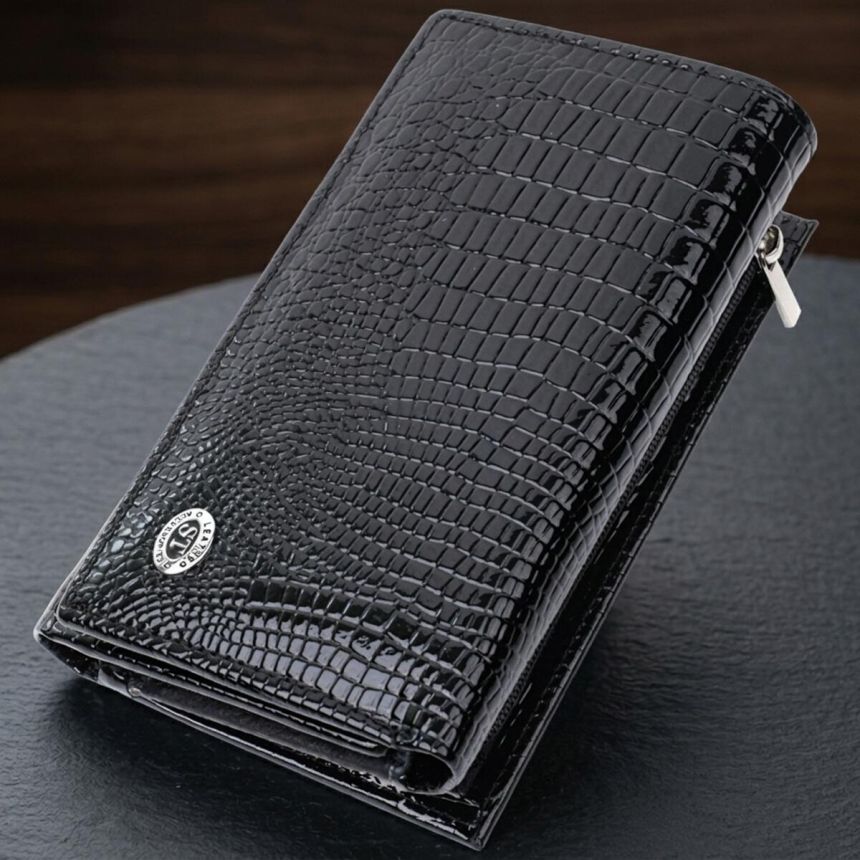 Женский кошелек в три сложения из лакированной фактурной натуральной кожи ST Leather 22707 Черный