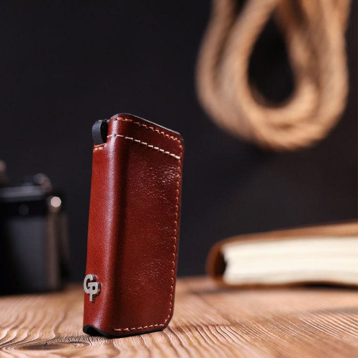 Удобная кожаная ключница Grande Pelle 11392 Коричневый