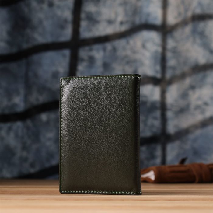 Практичная обложка на паспорт универсального формата из натуральной кожи ST Leather 23081 Зеленый