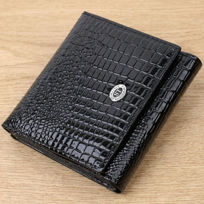 Женский компактный кошелек из натуральной лакированной кожи ST Leather 22688 Черный