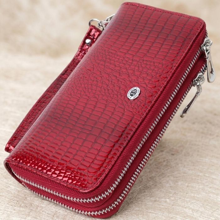 Фактурный клатч на два отделения из лакированной натуральной кожи ST Leather 22692 Красный