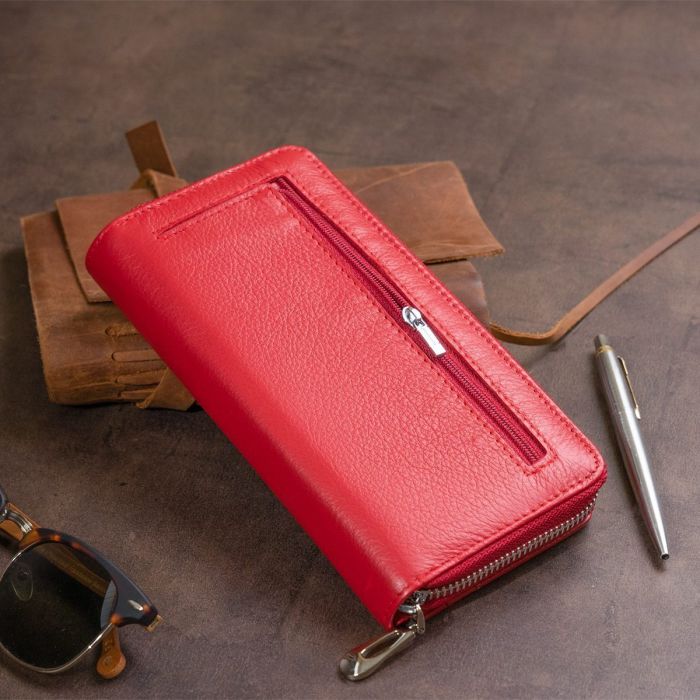 Женский кожаный кошелек для карт и купюр ST Leather 19306 Красный