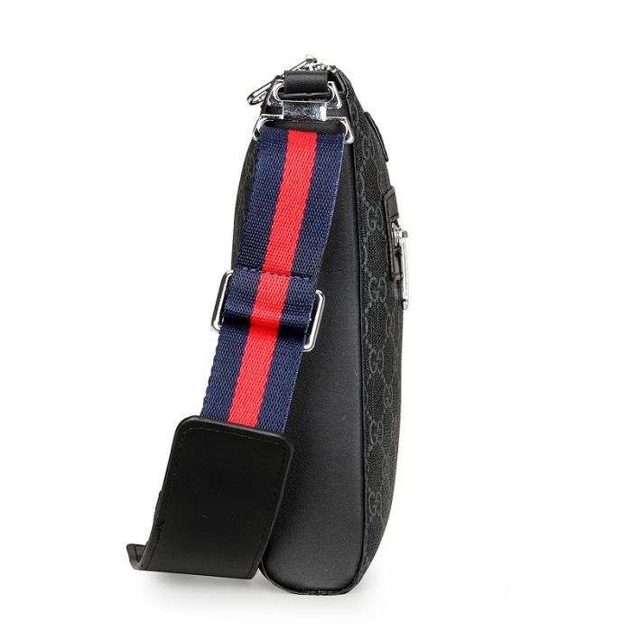 Месенджер Gucci GG Supreme Messenger сумка через плече