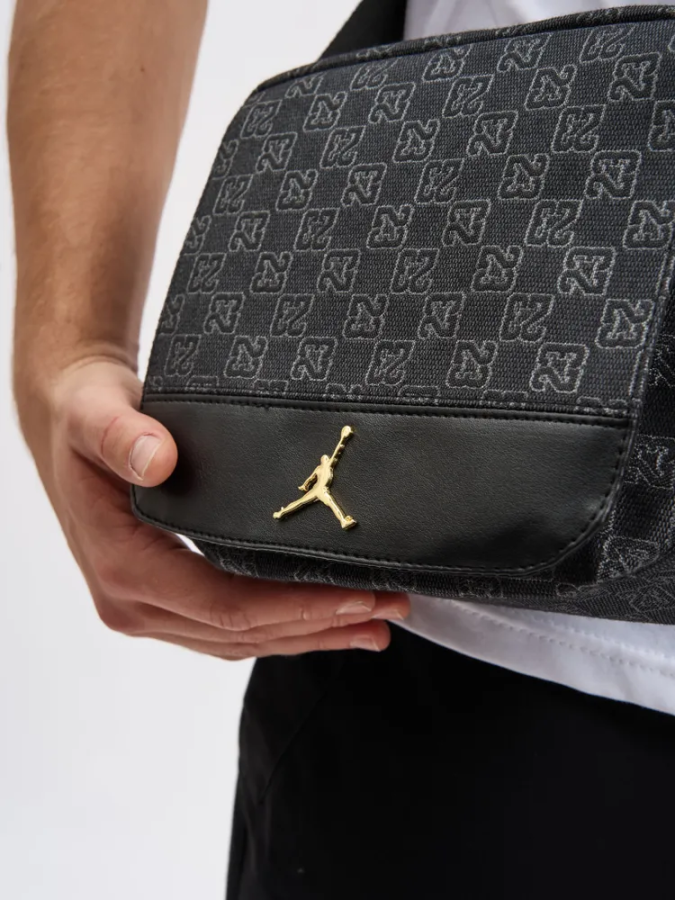 Месенджер Jordan Monogram сумка через плече