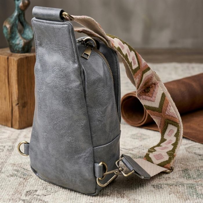 Модна сумка через плече в модному кольорі з екошкіри Vintage 22792 Сірий