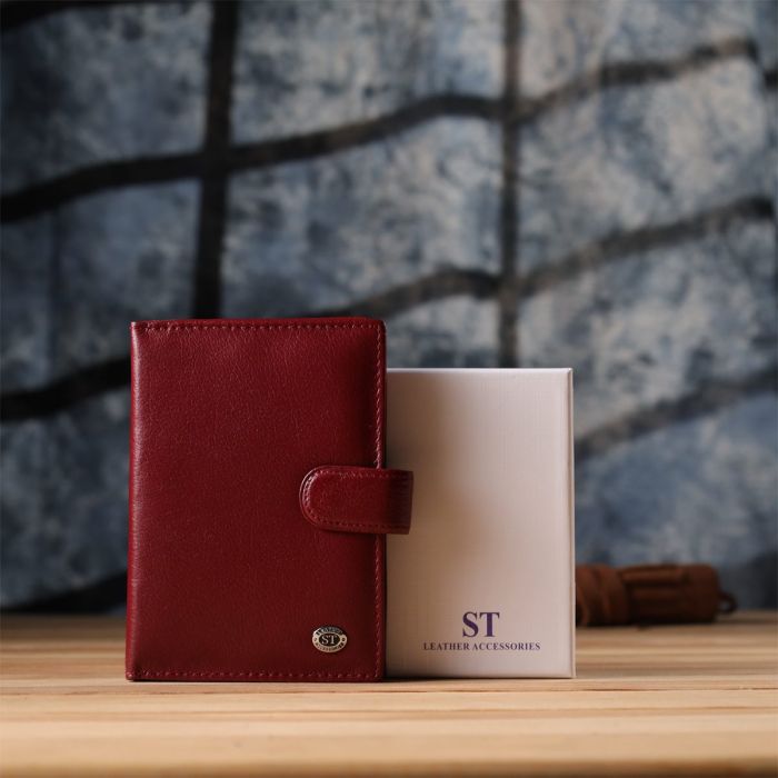 Стильная обложка на документы для женщин из натуральной кожи ST Leather 23117 Бордовый