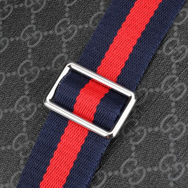 Месенджер Gucci GG Supreme Messenger сумка через плече