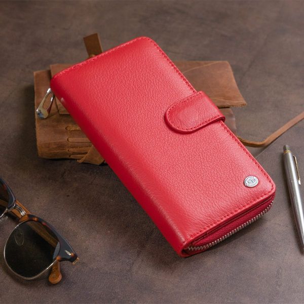 Женский кожаный кошелек для карт и купюр ST Leather 19306 Красный