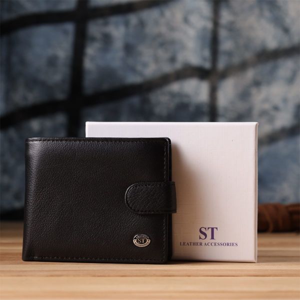 Классический мужской бумажник горизонтального формата из натуральной кожи ST Leather 23094 Черный