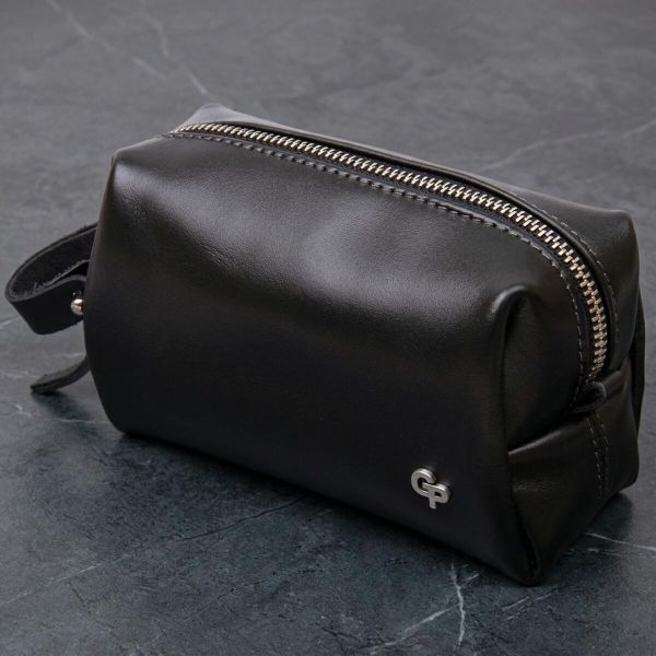 Кожаная глянцевая мужская косметичка GRANDE PELLE 11413 Черный