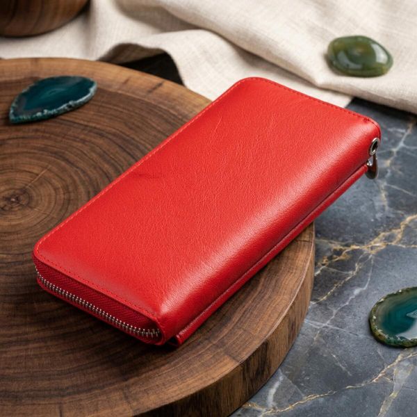 Женский кожаный клатч для карт купюр и телефона ST Leather 19366 Красный