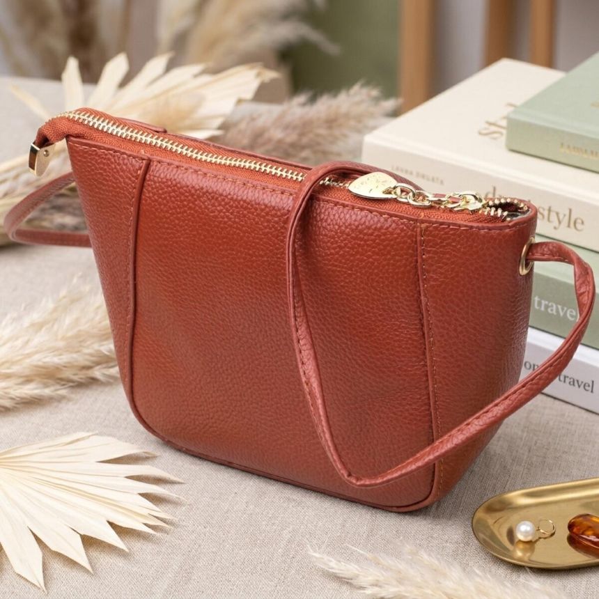 Небольшая женская сумка через плечо из натуральной кожи Vintage 22300 Коричневая