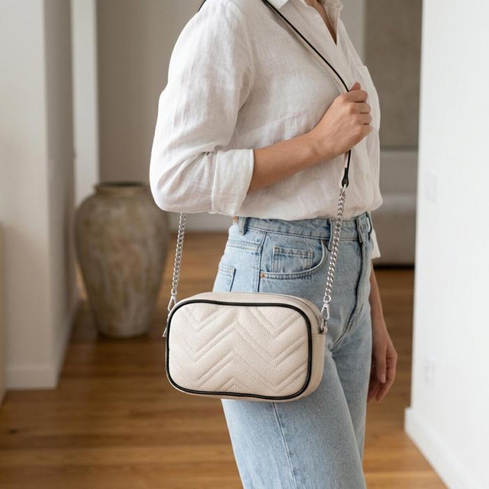 Вечерняя женская сумка на цепочке из натуральной кожи Vintage 22380 Белая